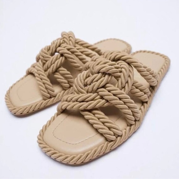Zara Low Heel Knotted Sandals Taupe size EUR 38 US 7.5-8 NWT - Picture 1 of 5